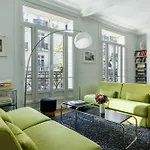 Bright Modern Flat Near The Louvre Museum